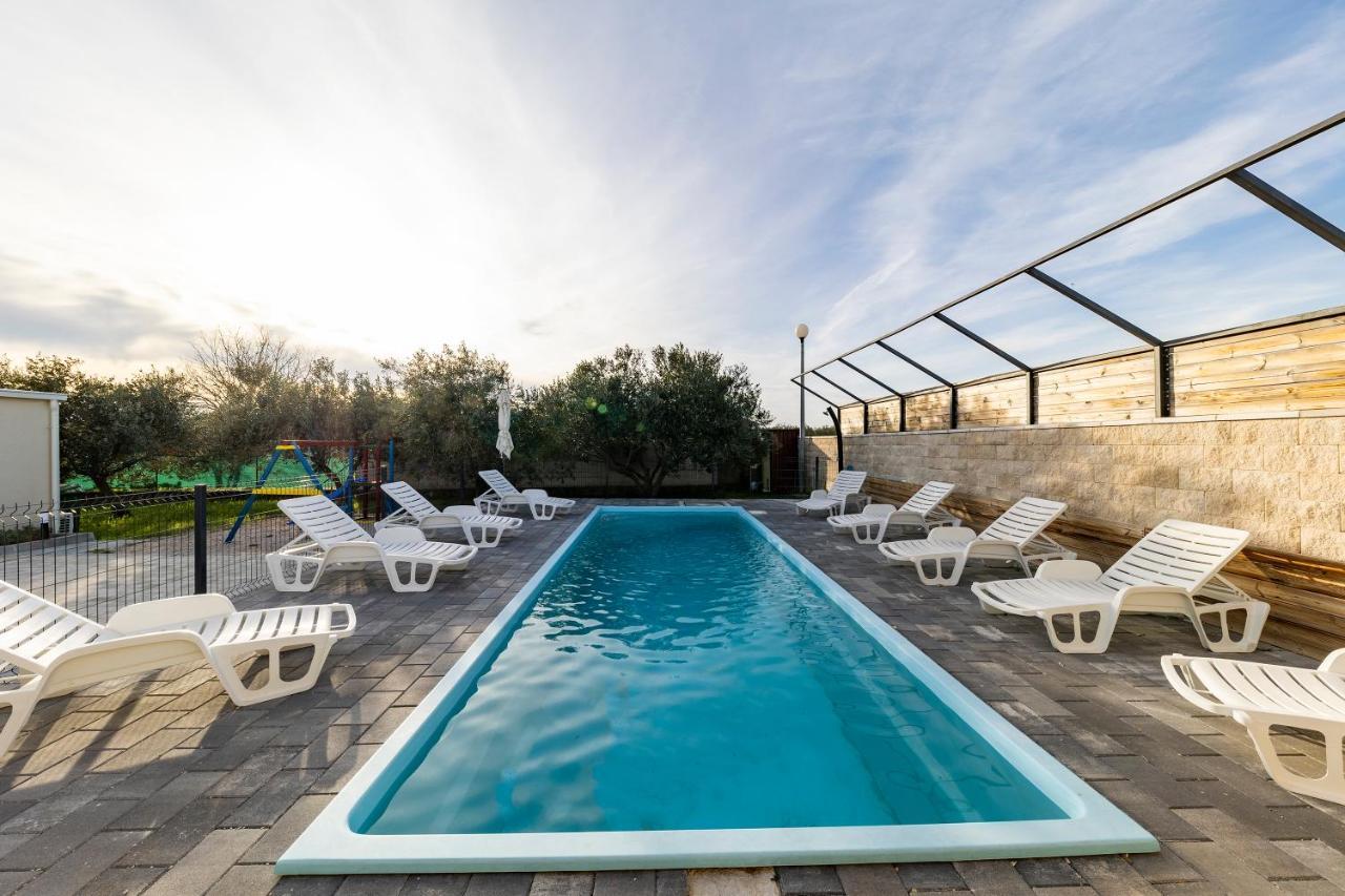 Kamp Tonci Hotel Biograd na Moru Kültér fotó