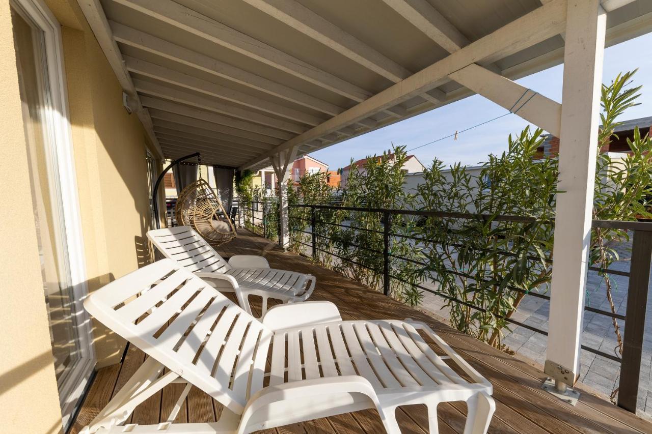 Kamp Tonci Hotel Biograd na Moru Kültér fotó