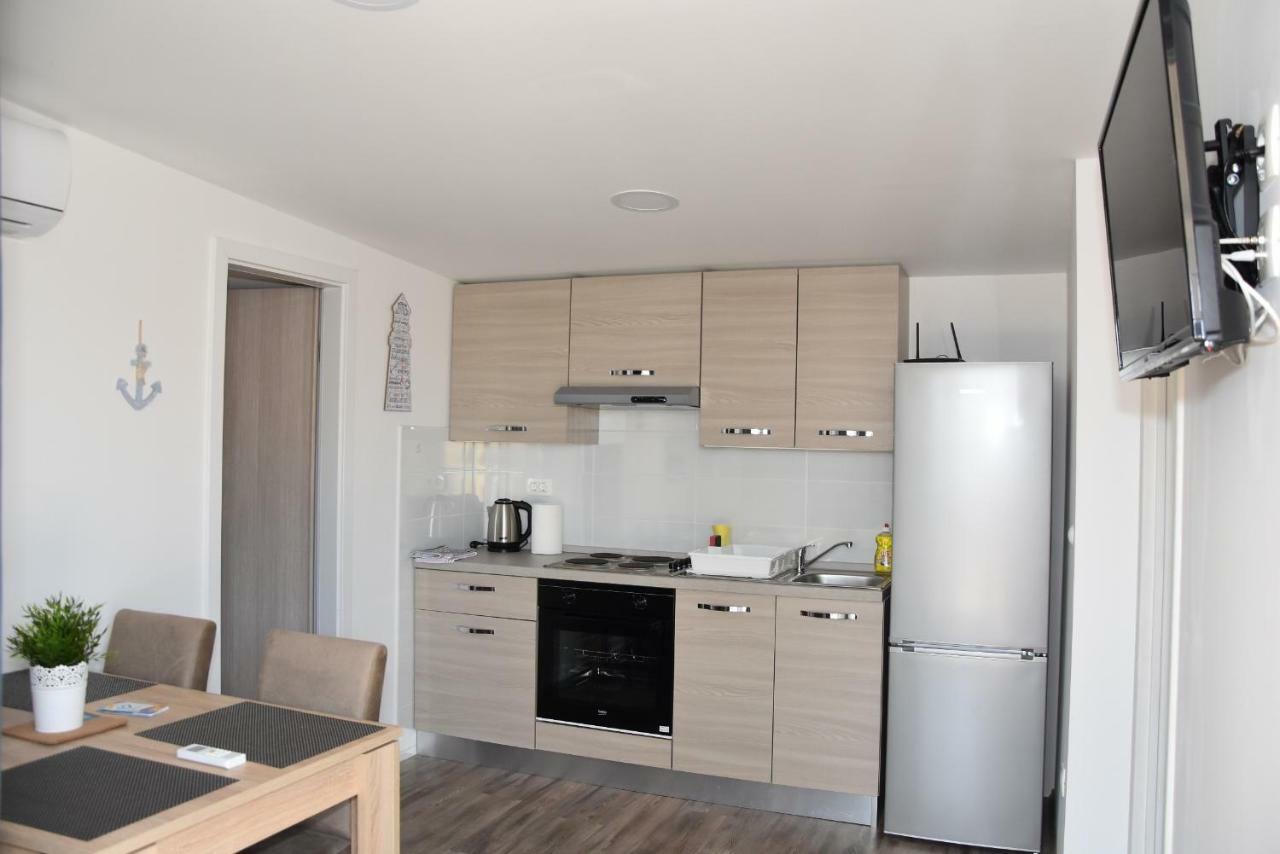 Kamp Tonci Hotel Biograd na Moru Kültér fotó